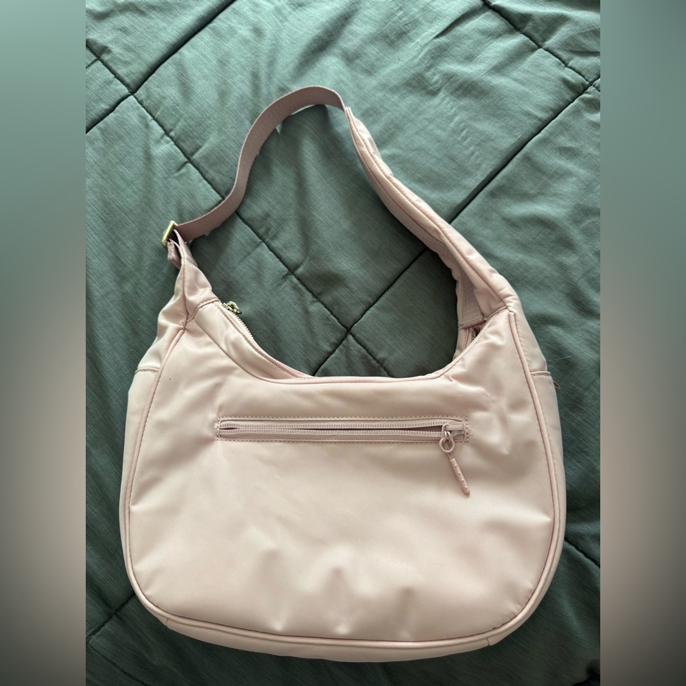 Lululemon City Essentials Shoulder Bag 4L - Picture 3 of 6
